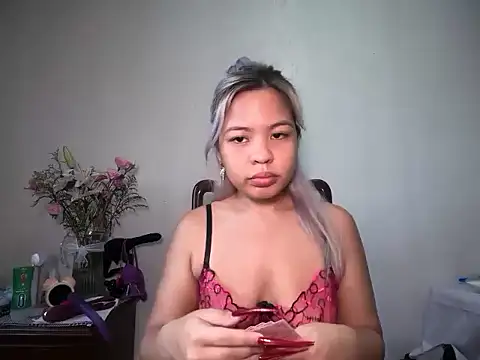Tina_Slick webcam