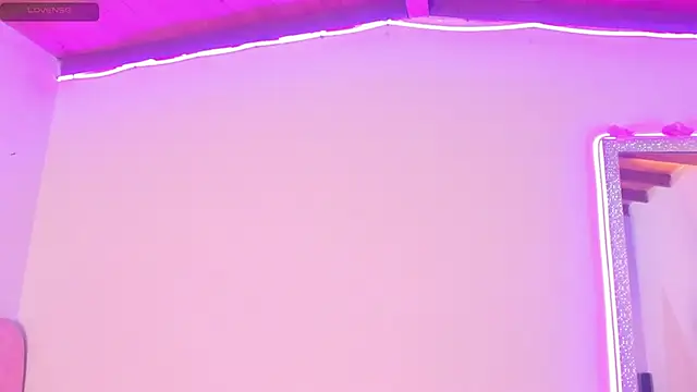 antonelllepiercee webcam