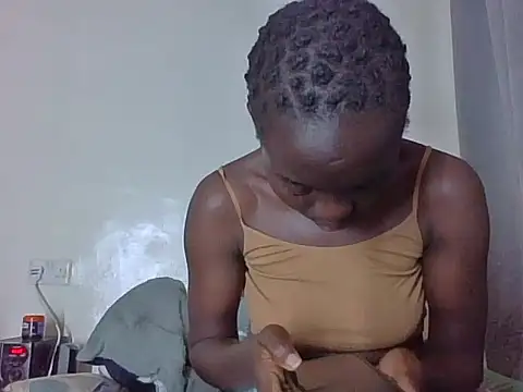 prettyshontel webcam