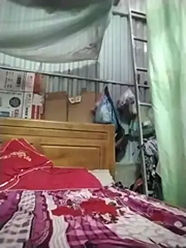 Delina68 webcam