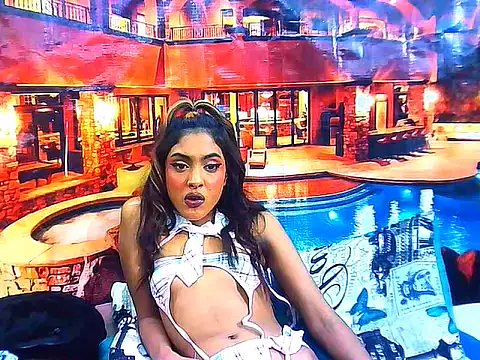 IndianPretty14u2Luv webcam