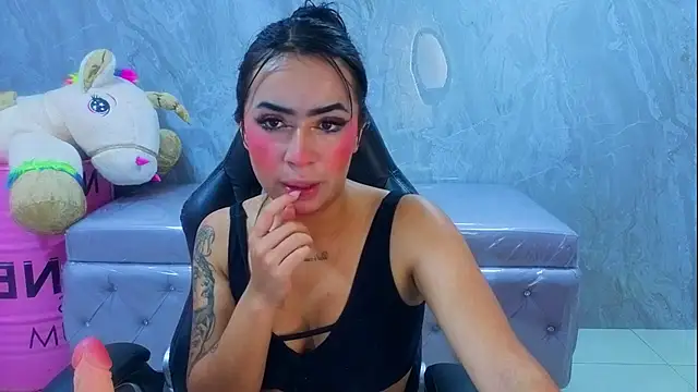 bratz_a webcam