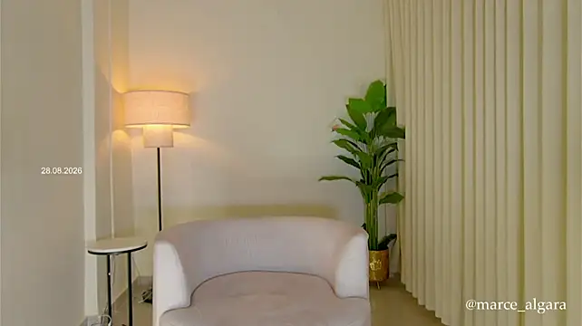 marce_algara webcam