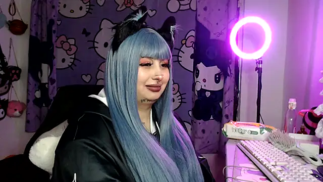 lussyevans24 webcam