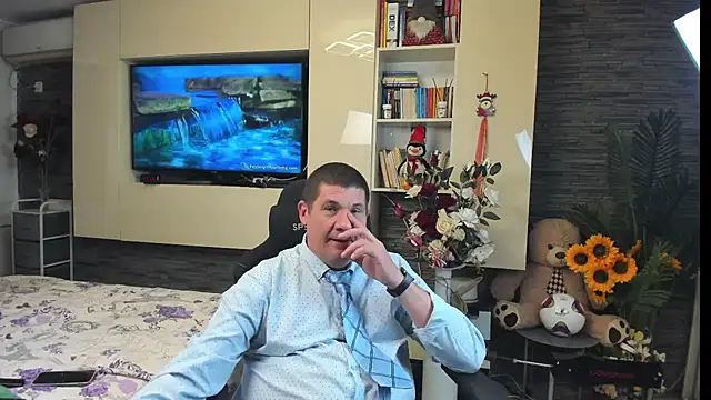 SpartacusDaddy48 webcam