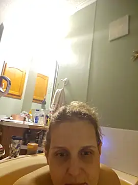 hOtTea1 webcam