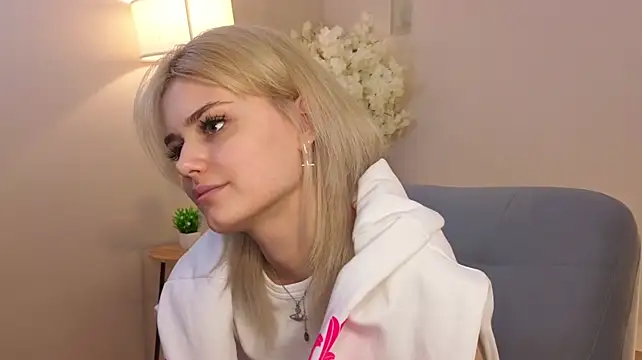 JenferOlifers live cam room