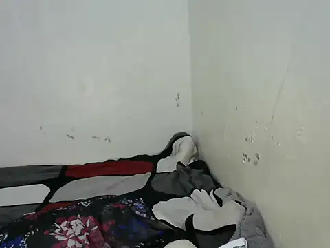 Qcmadonna webcam