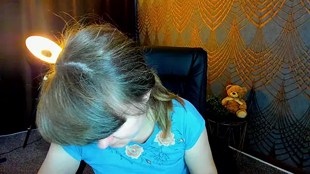AlexaAmour webcam