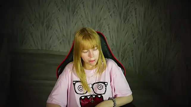 AthenaElsayedl webcam