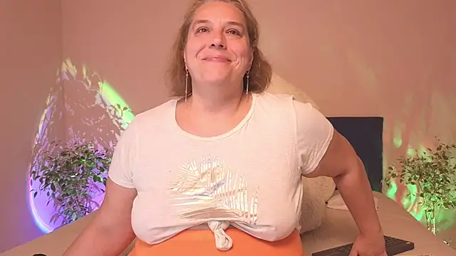 Bbw_Goddes webcam