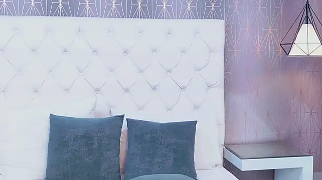 AntonellaEscudero webcam