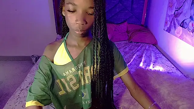 Little_ebonyx webcam