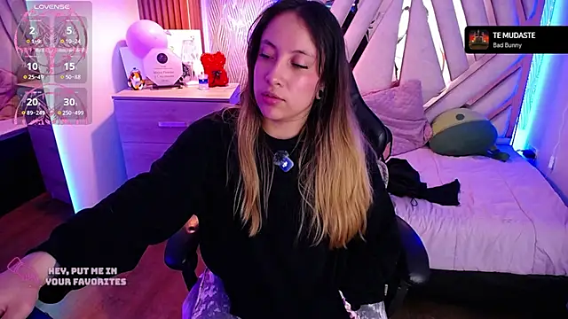NyxAndria_1 webcam
