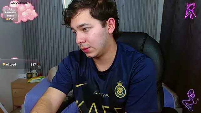 Julian_Smith21 webcam