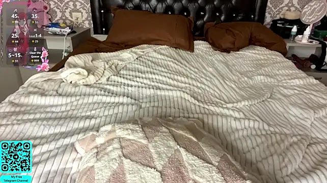 MadalynNosel webcam