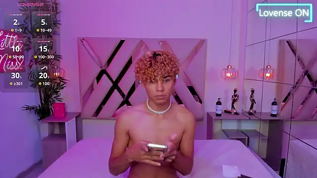 Anyelo_Twink
