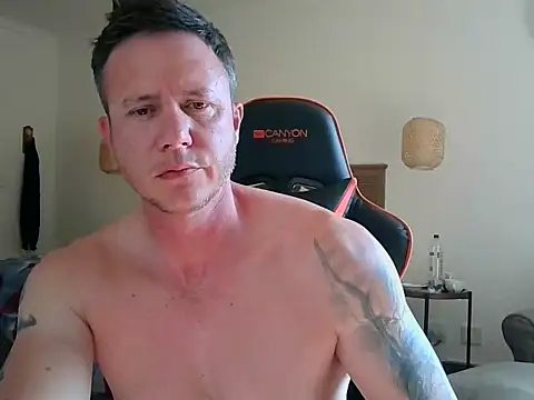 TroyDieselXXX webcam