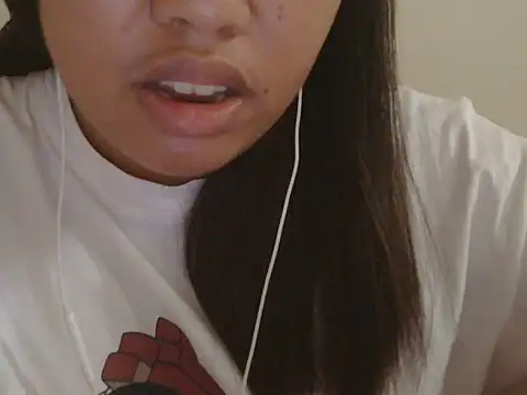 ChubbyButty live cam on StripChat
