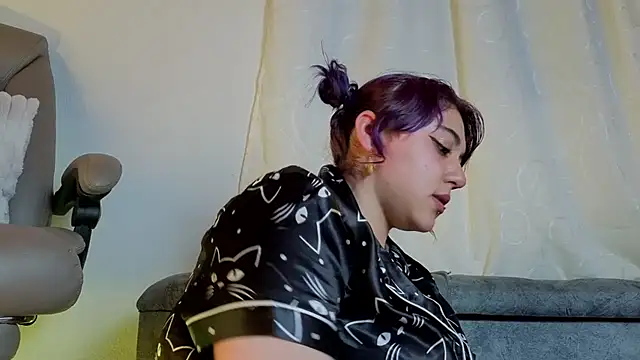 Blueberry_gothic live cam on StripChat