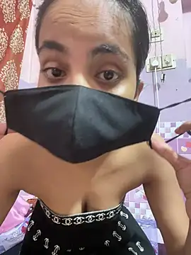 Sandhya_77 webcam