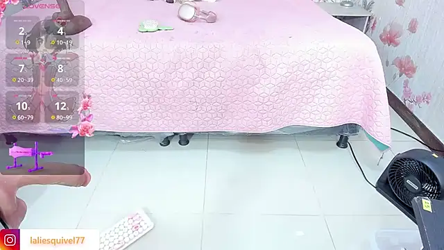 SafiroAgataaa webcam