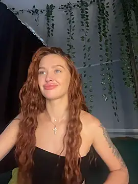 LittleFox___ live cam on StripChat