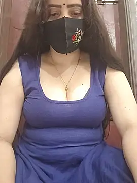 Saanvi-Sen live cam on StripChat