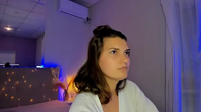 Laura_Leee webcam