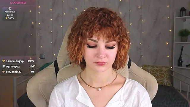 Kira__Fluffy webcam