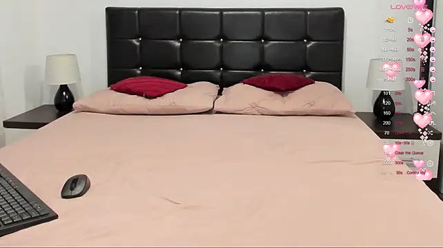 karinamadnessdesiree webcam