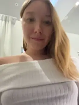 -NaughtyAngel-