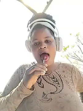 JuicyHoney_01