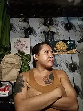 TabooSHOWgirl18 webcam