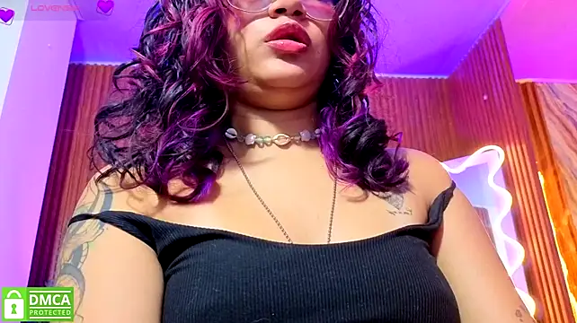 kristen_tay webcam