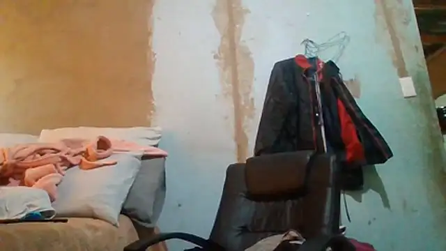 Nicky52 webcam