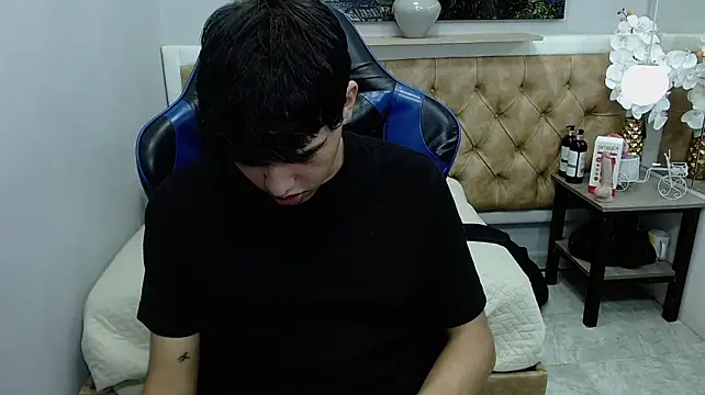 StiwenTwink webcam