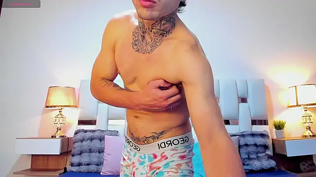 Zeus_damian21 webcam