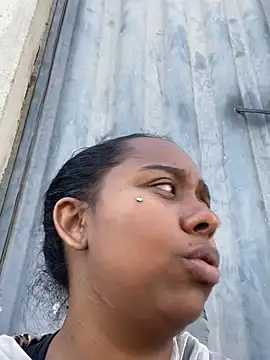 jhenannyy live sex cam