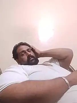 elpoop7305 webcam