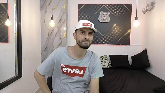 KingOfTemptation webcam