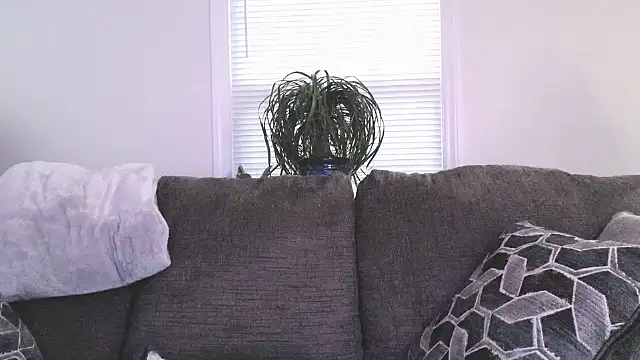 hotblondemilf1962 webcam