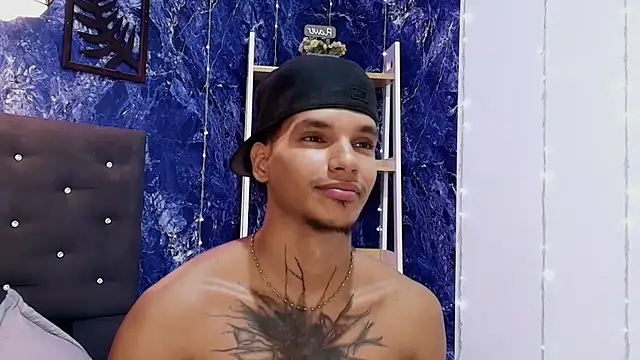 kai_storm77 webcam