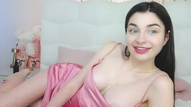 AngelinaWett webcam