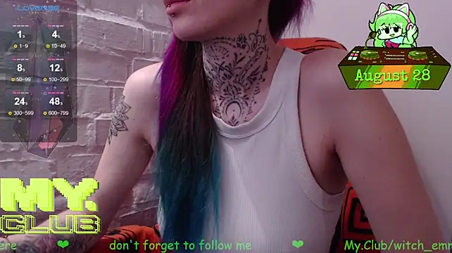 Witch_Emma webcam