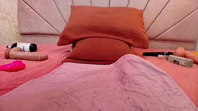 melany_roberts_ webcam