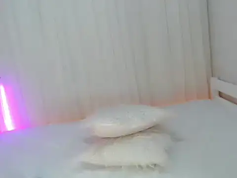 arilovesyou143 webcam