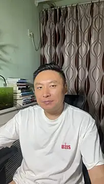 mrcake666 live cam on StripChat