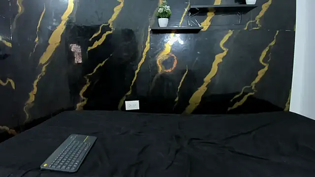 peachysofiahot webcam