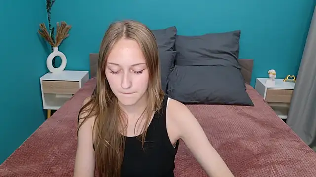 Calista_Everleig webcam